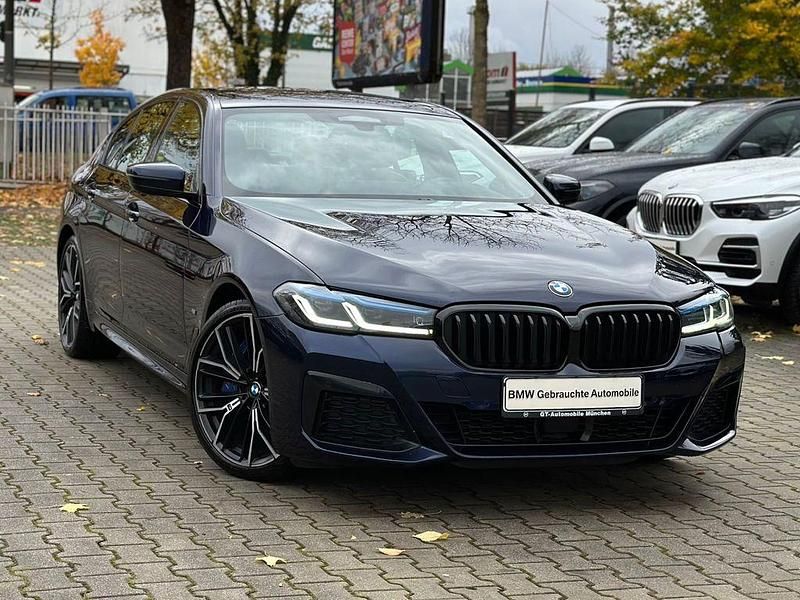 Blau Gebraucht 2022 BMW 540 M Sport Limousine | 40.950 € (Etwas zu teuer) - Bild 1/4