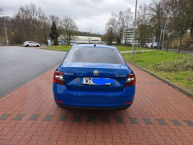 Gebraucht Skoda Octavia Soleil 116 PS (85 kW) 2019 Blau Limousine
