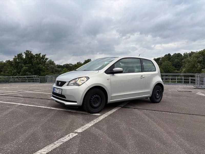 Silber Gebraucht 2013 Seat Mii Style Kleinwagen | 3.990 € (Guter Preis) - Bild 1/4