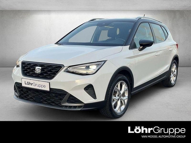 Gebraucht Seat Arona FR 150 PS (110 kW) 2024 "nevada" weiss SUV