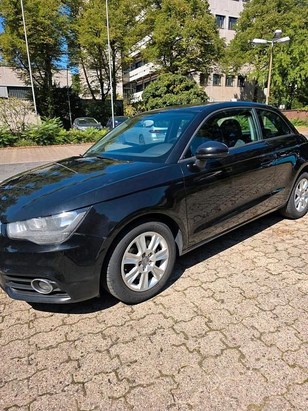 Schwarz Gebraucht 2012 Audi A1 Kleinwagen | 3.399 € (Fairer Preis) - Bild 1/4