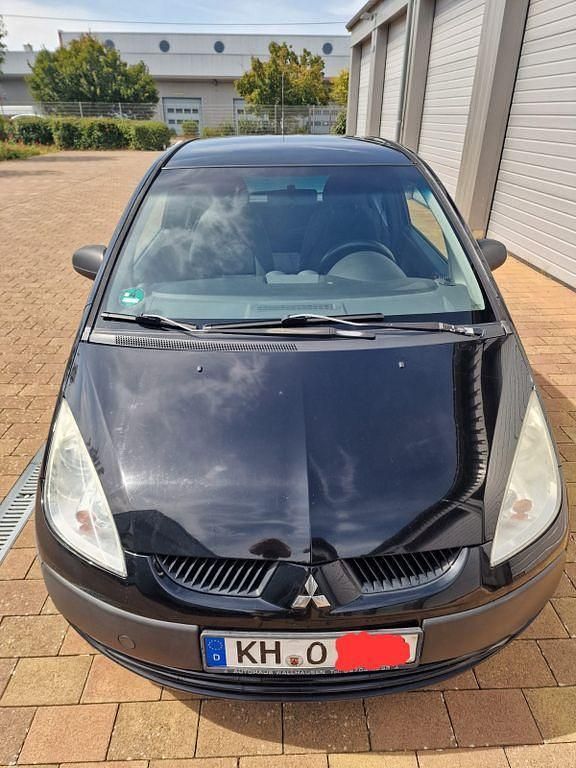 Schwarz Gebraucht 2005 Mitsubishi Colt Limousine | 1.111 € (Guter Preis) - Bild 1/4