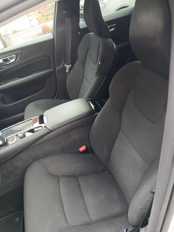 Gebraucht Volvo V60 392 PS (288 kW) 2021 Weiß Kombi