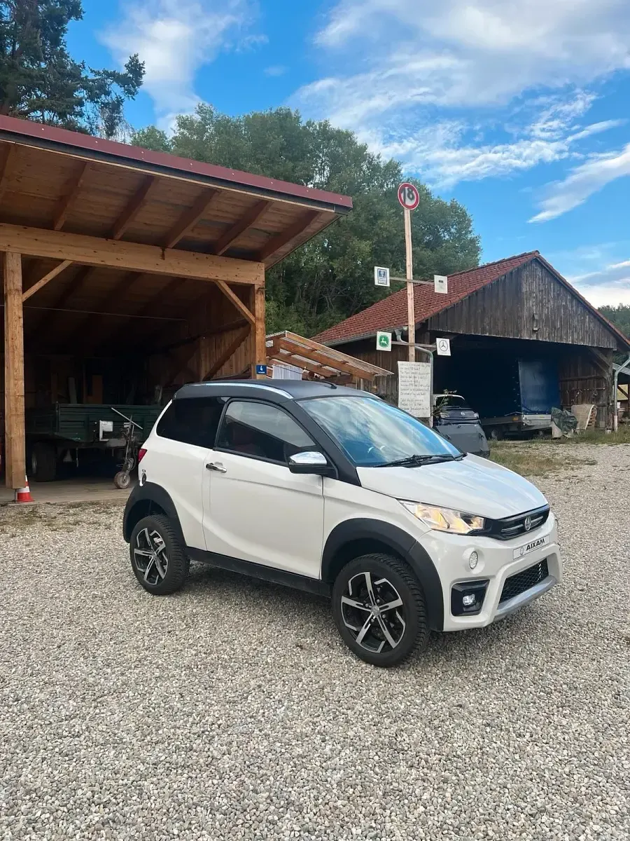 Gebraucht Aixam Crossover Premium 2023 Weiß