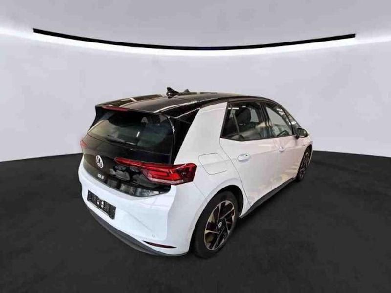 Gebraucht VW ID.3 Pro Performance 150 kW (204 PS) 2022 Weiß Kleinwagen