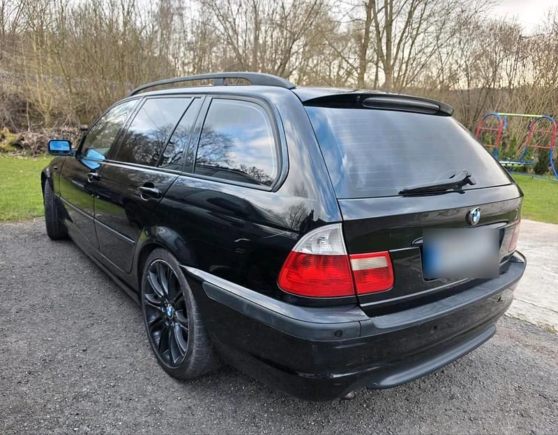 Gebraucht BMW 320 M Sport 150 PS (110 kW) 2002 Schwarz Kombi