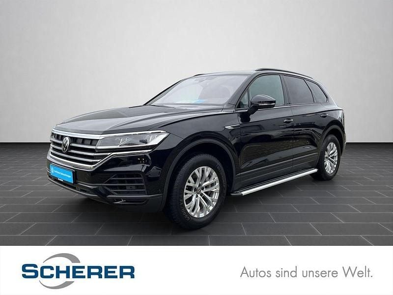 Deep black perleffekt (metallic) Gebraucht 2022 VW Touareg SUV | 48.800 € (Guter Preis) - Bild 1/4