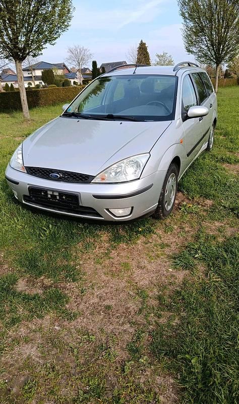 Usata Ford Focus 101 CV (74 kW) 2002 Argento Station wagon