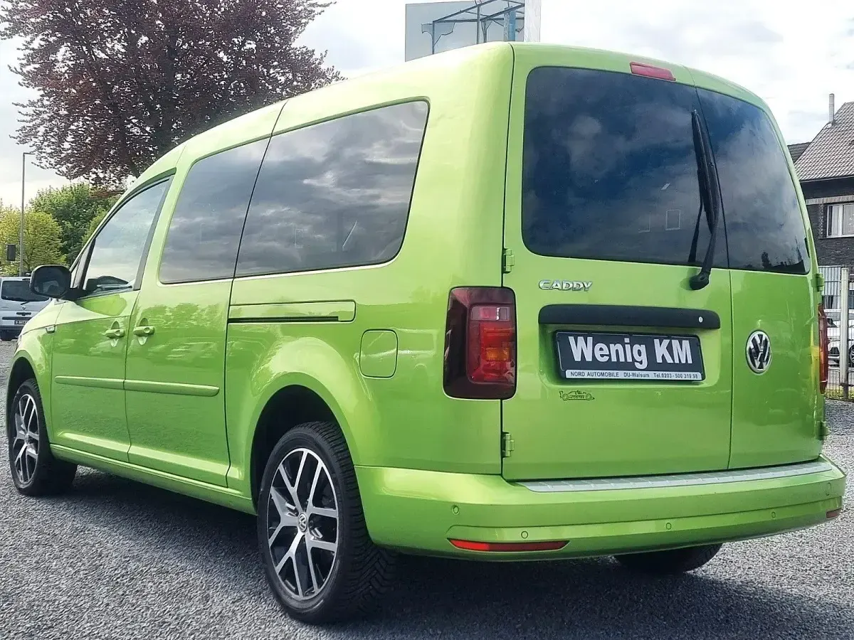 Używany VW Caddy Maxi Trendline 125 KM (91 kW) 2019 Zielony Minivan