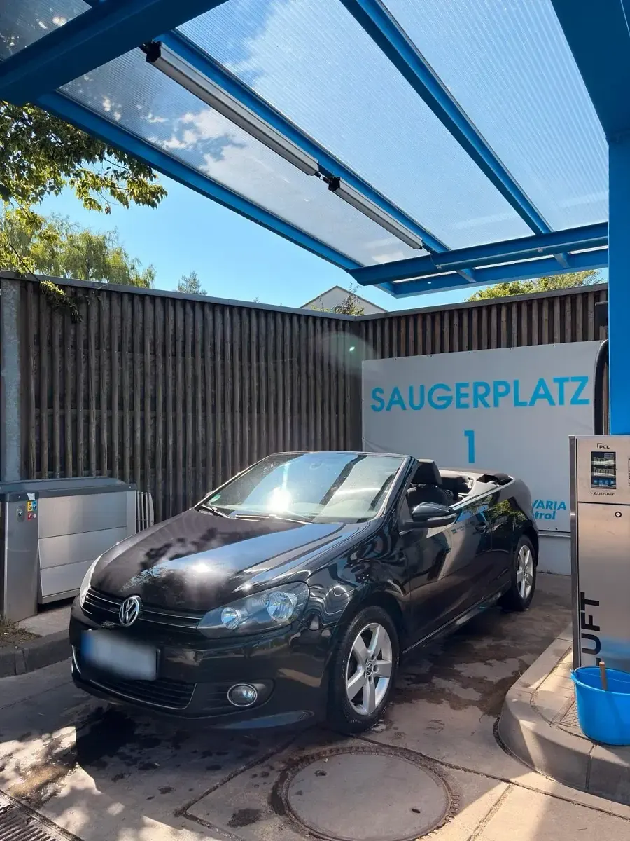 Gebraucht VW Golf Cabriolet Allstar 110 PS (80 kW) 2016 Schwarz Cabrio