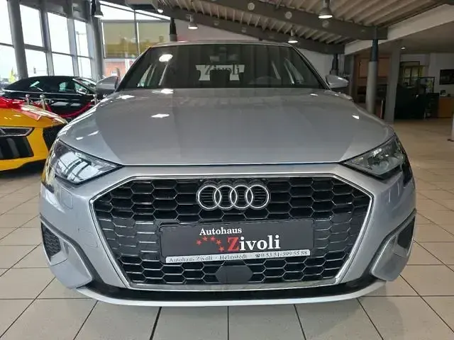 Gebraucht Audi A3 Advanced 190 PS (139 kW) 2022 Silber Limousine