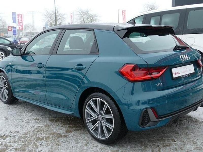 Gebraucht Audi A1 Comfort 2021 Grün SUV