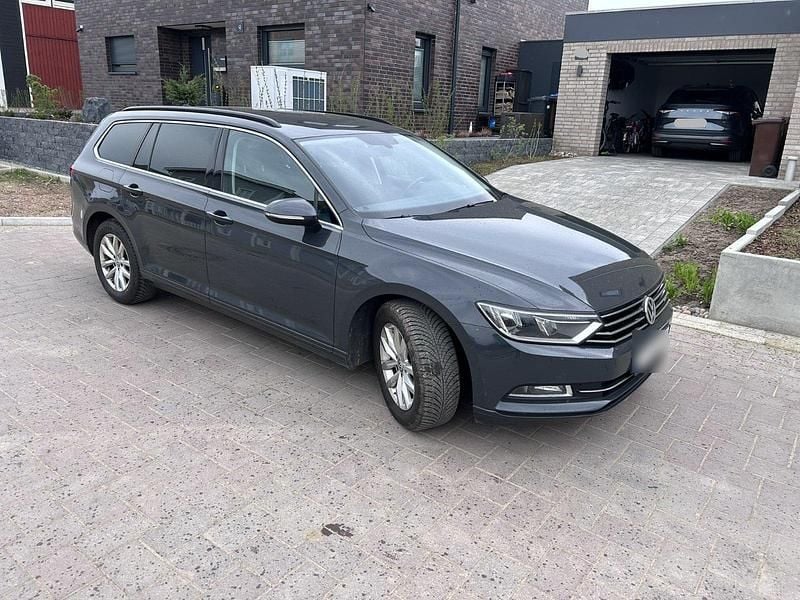 Second-hand VW Passat 150 CP (110 kW) 2016 Andere farben Break
