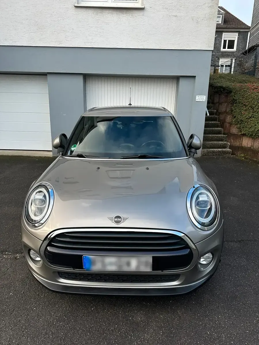 Używany Mini Cooper 136 KM (100 kW) 2018 Szary Hatchback