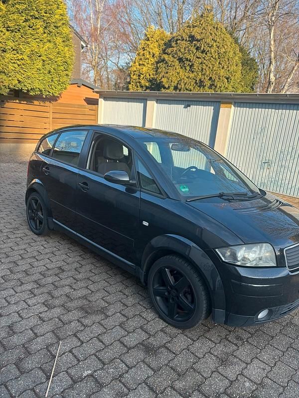Second-hand Audi A2 75 CP (55 kW) 2003 Negru Hatchback