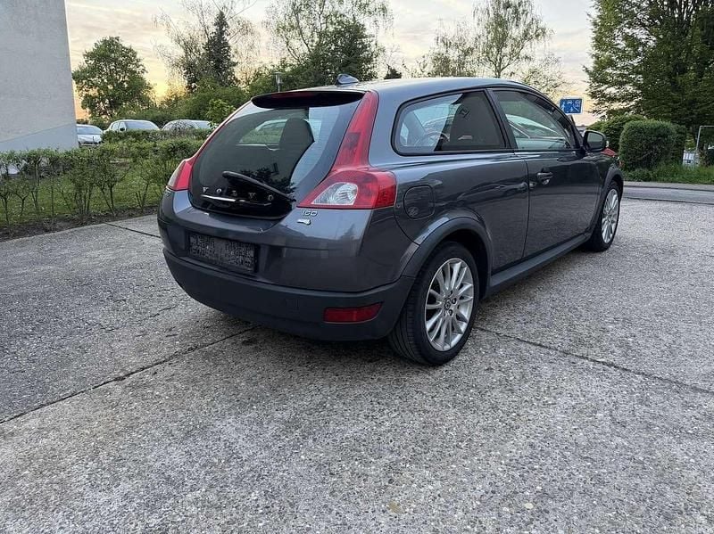 Second-hand Volvo C30 109 CP (80 kW) 2009 Gri Hatchback