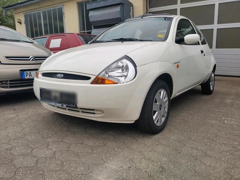 Weiß Gebraucht 2005 Ford Ka Kleinwagen | 390 € (Superpreis) - Bild 1/4