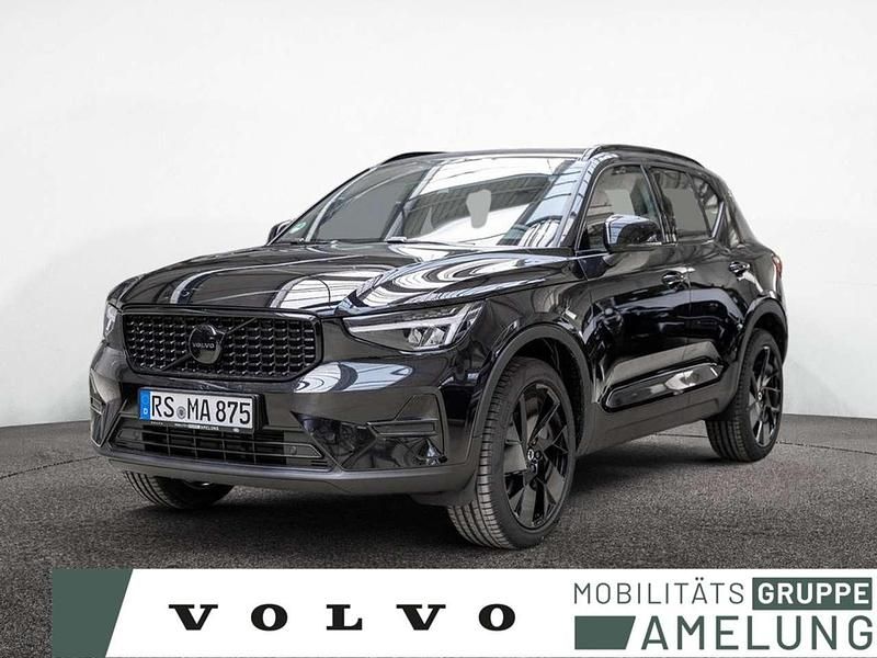 Onyx schwarz Gebraucht 2025 Volvo XC40 Plus SUV | 39.990 € (Fairer Preis) - Bild 1/4
