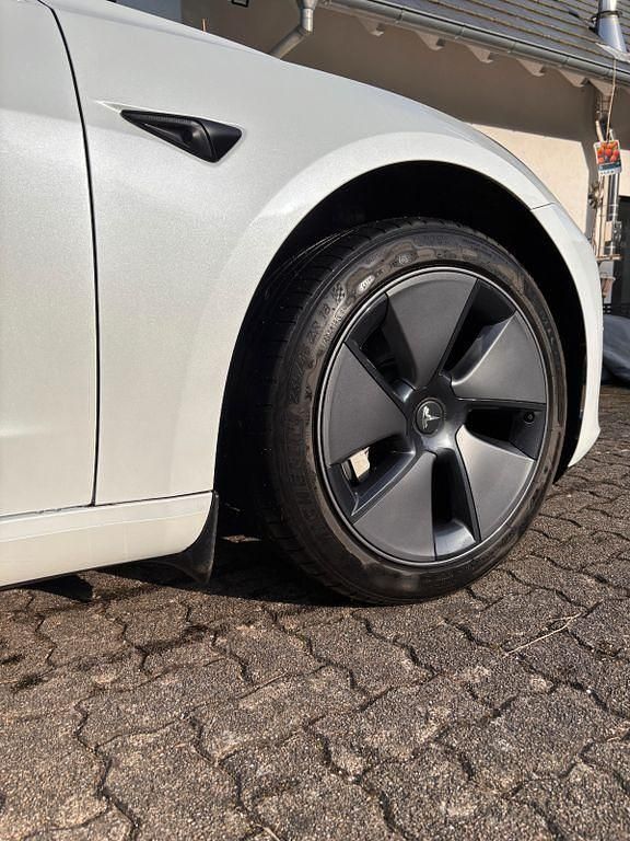 Gebraucht Tesla Model 3 RWD 208 kW (283 PS) 2022 Weiß Limousine