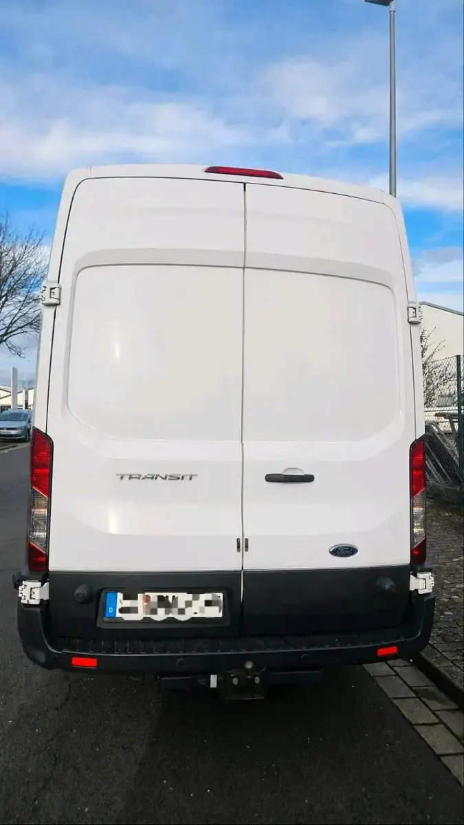 Gebraucht Ford Transit 116 PS (85 kW) 2017 Weiß Van