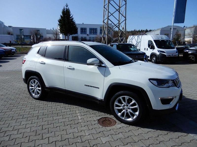 Gebraucht Jeep Compass Limited 150 PS (110 kW) 2020 Weiß SUV