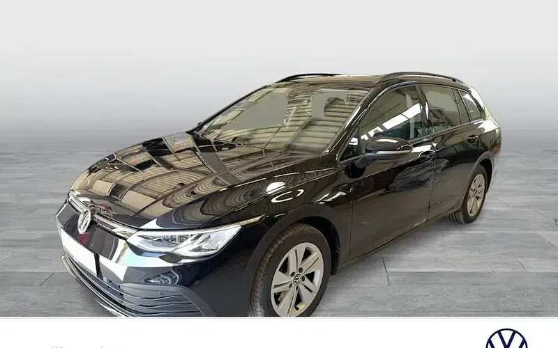 Gebraucht VW Golf VIII Life 150 PS (110 kW) 2023 Schwarz Kombi