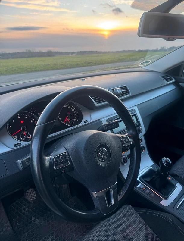 Gebraucht VW CC 160 PS (117 kW) 2013 Weiß Limousine