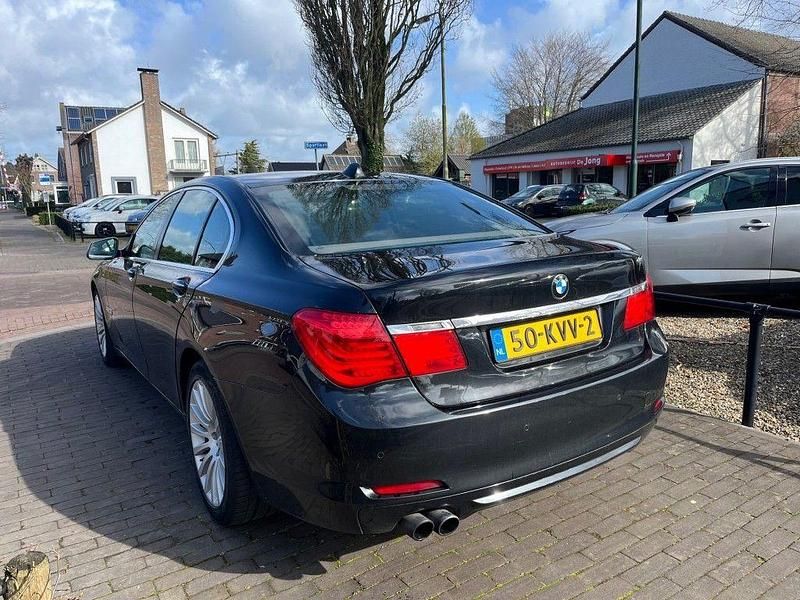 Gebraucht BMW 730 245 PS (180 kW) 2009 Schwarz Limousine