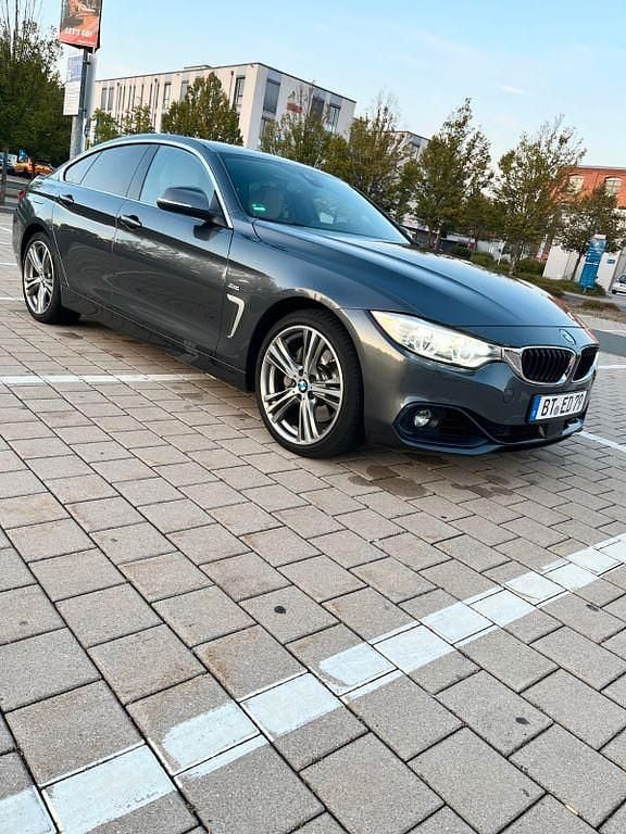 Grau Gebraucht 2016 BMW 435 Sport Line Coupé | 19.500 € (Superpreis) - Bild 1/4