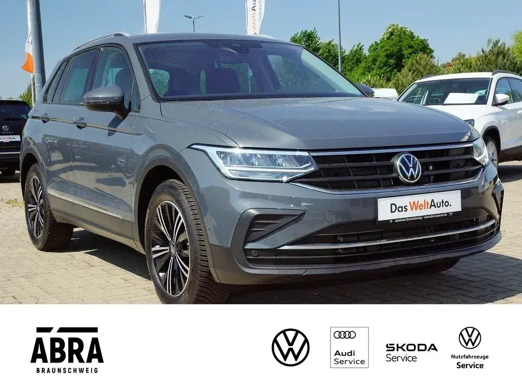 Gebraucht VW Tiguan Active 150 PS (110 kW) 2021 Grau SUV