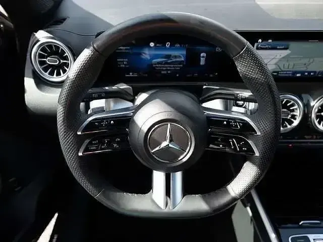Gebraucht Mercedes GLB200 AMG 2024 Grau SUV