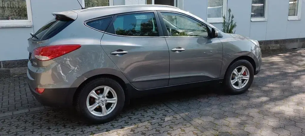 Gebraucht Hyundai ix35 163 PS (119 kW) 2013 Grau SUV