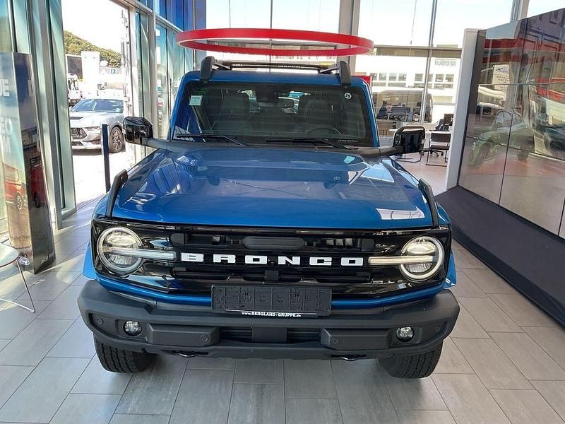 Neu Ford Bronco Outer Banks 334 PS (245 kW) 2025 Velocity blue metallic SUV