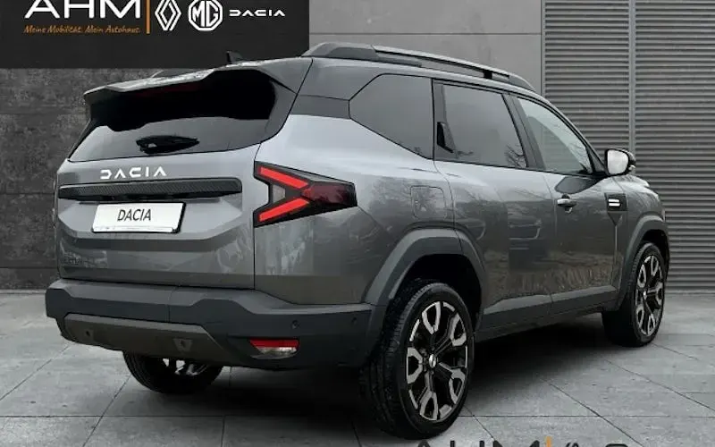 Neu Dacia Bigster Journey 140 PS (102 kW) 2026 Grau SUV