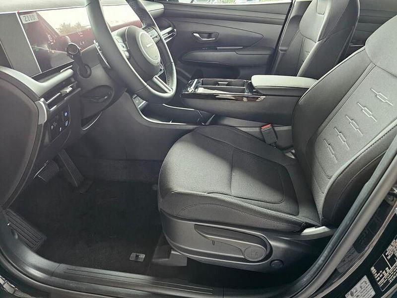 Grau Neu 2025 Hyundai Tucson SUV | 36.950 € (Guter Preis) - Bild 1/4