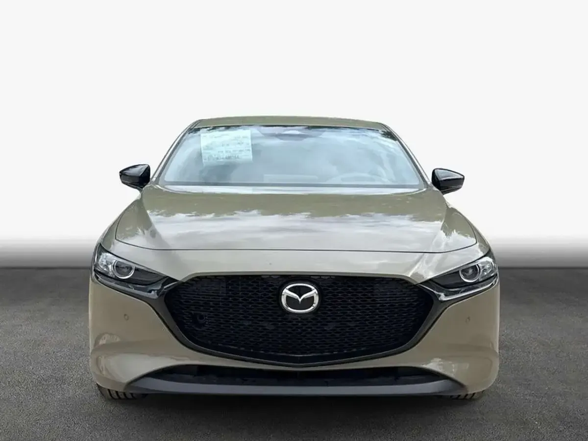 Neu Mazda 3 Homura-Line 140 PS (102 kW) 2025 Zircon sand metallic Limousine