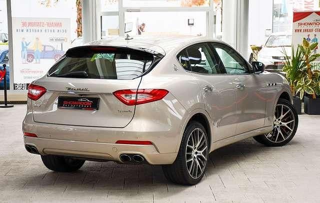 Gebraucht Maserati Levante 430 PS (316 kW) 2017 Beige SUV