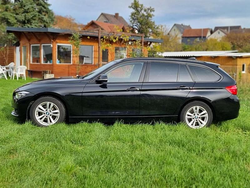 Gebraucht BMW 318 150 PS (110 kW) 2017 Schwarz Kombi
