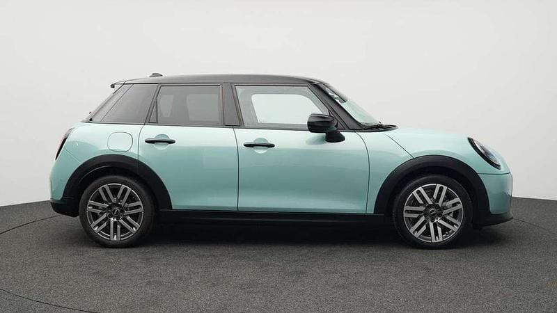 Usata Mini Cooper Classic 156 CV (114 kW) 2024 Verde Utilitaria