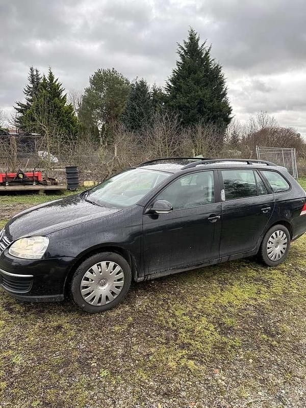 Gebraucht VW Golf VI Comfortline 102 PS (75 kW) 2008 Schwarz Kleinwagen