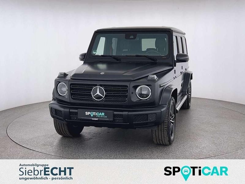 Schwarz (metallic) Gebraucht 2022 Mercedes G400 AMG SUV | 129.499 € (Fairer Preis) - Bild 1/4