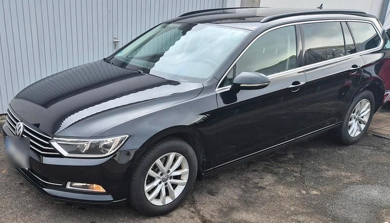 Schwarz Gebraucht 2017 VW Passat Kombi | 10.800 € (Superpreis) - Bild 1/4