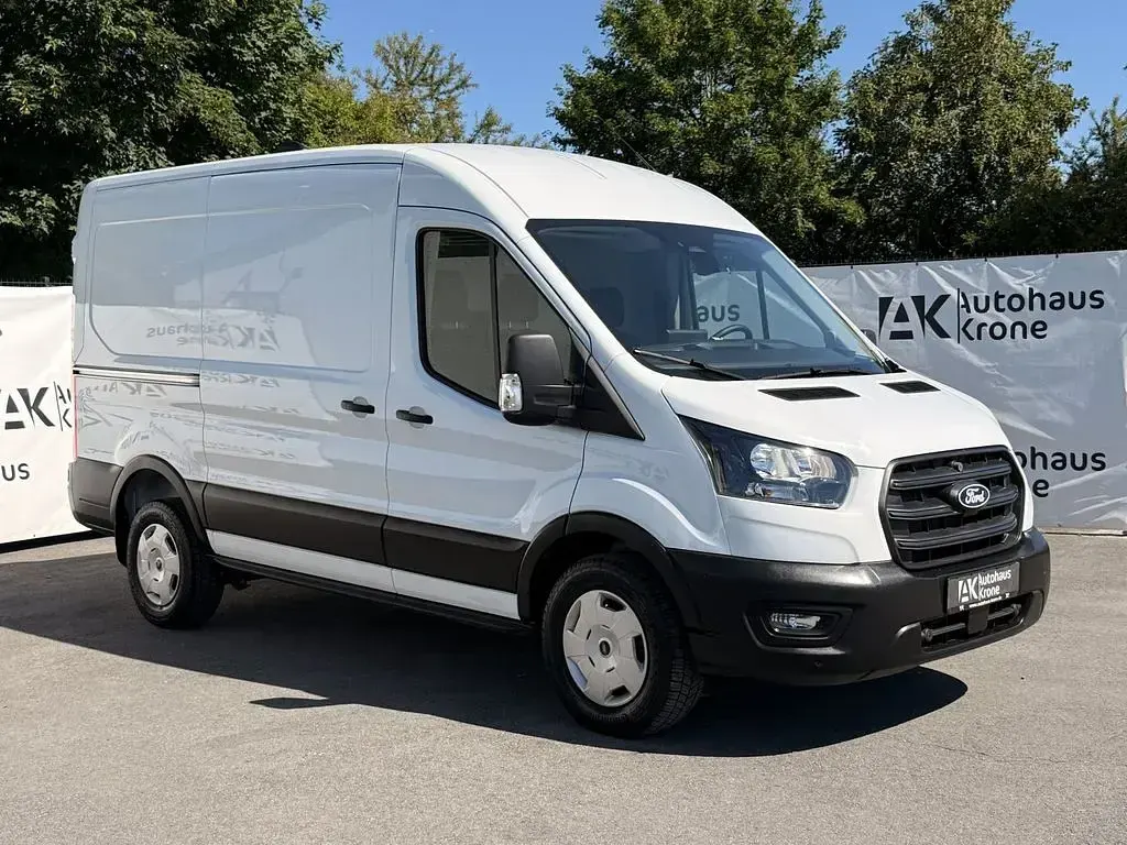 Gebraucht Ford Transit 105 PS (77 kW) 2024 Weiß Van / Kleinbus