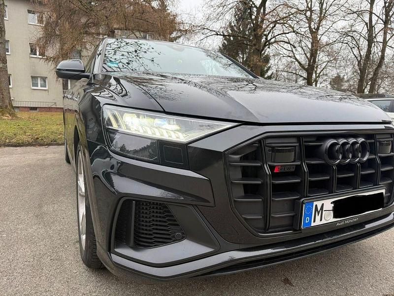 Gebraucht Audi SQ8 Ambiente 435 PS (319 kW) 2020 Schwarz SUV