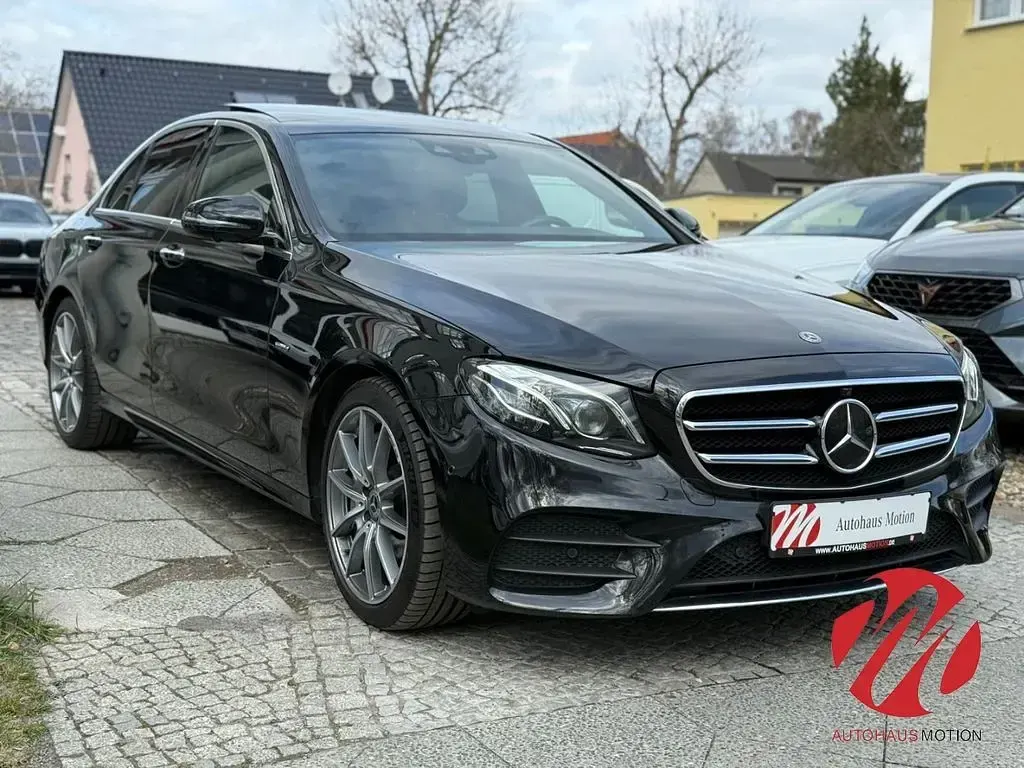 Gebraucht Mercedes E300 AMG 272 PS (200 kW) 2020 Obsidianschwarz  metalliclack Limousine