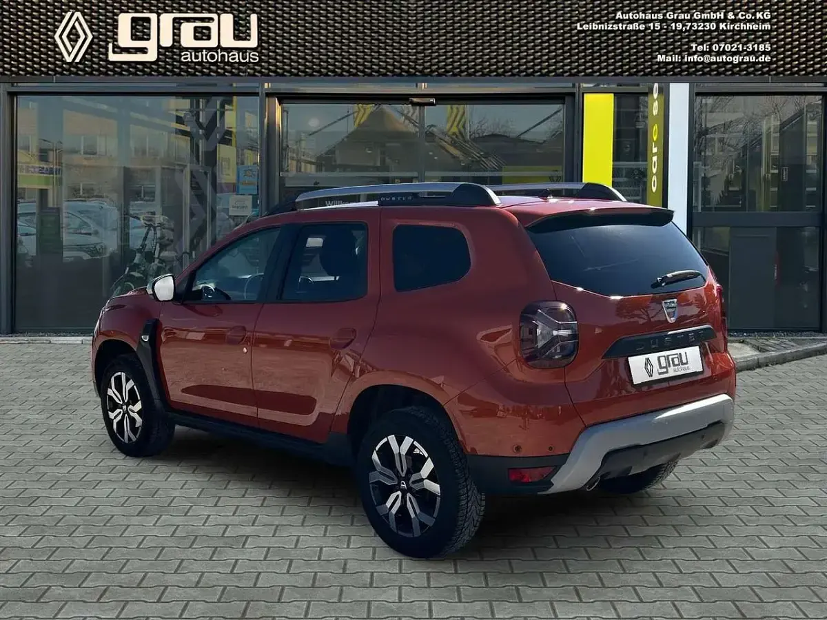 Gebraucht Dacia Duster Prestige 101 PS (74 kW) 2022 Captur orange SUV