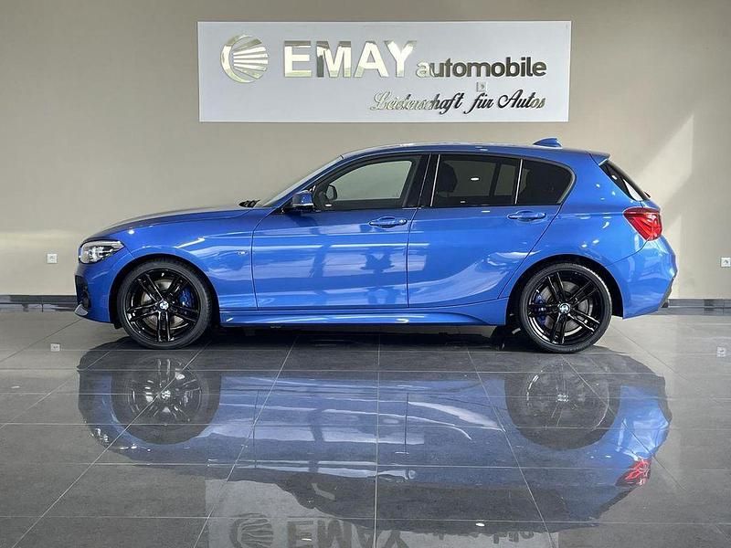 Blau Gebraucht 2019 BMW 120 M Sport Kleinwagen | 21.498 € (Fairer Preis) - Bild 1/4