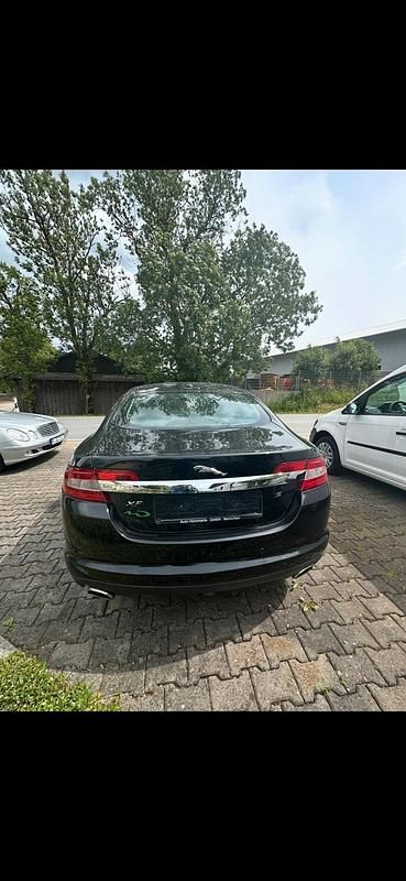Gebraucht Jaguar XF 275 PS (202 kW) 2011 Schwarz Limousine