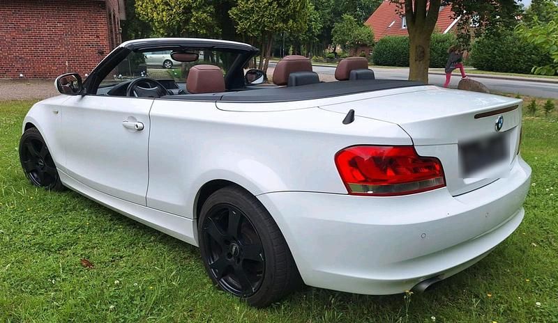 Gebraucht BMW 118 Cabriolet 143 PS (105 kW) 2011 Weiß Cabrio