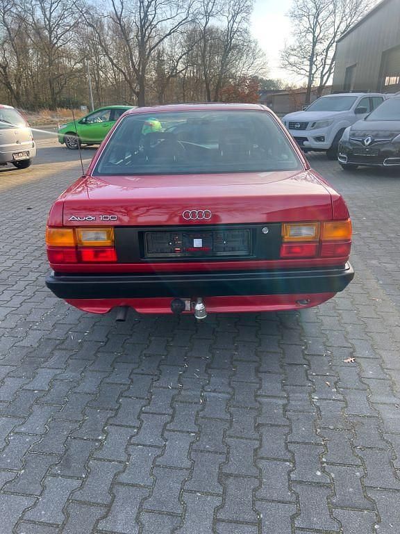 Second-hand Audi 100 90 CP (66 kW) 1988 Roșu Berlinǎ